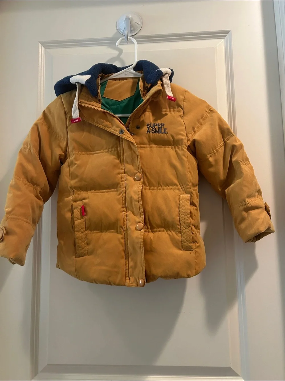YNF Dock Feather Golden Mustard ZipUp Snaps Puffer Jacket Hood size 120 (5-7yrs)